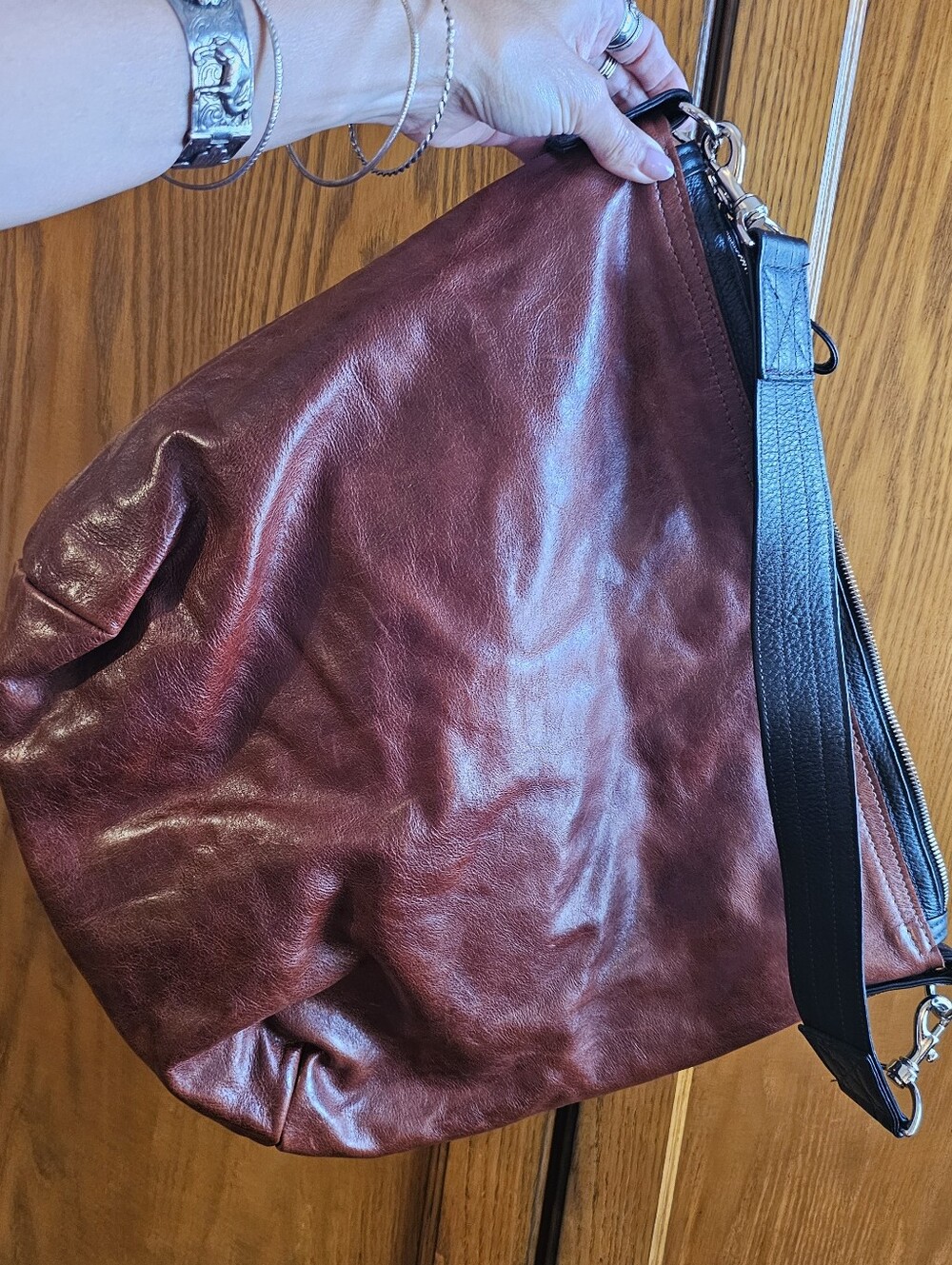 Rough And Tumble Leather Bucket Shoulder Bag in Burgundy and Black - Picture 15 of 15